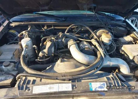 2000 GMC Sonoma Sls z USA, uszkodzony, nr VIN 1GTCS1943Y8147462